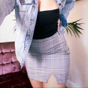 A&F MiNiskirt size L